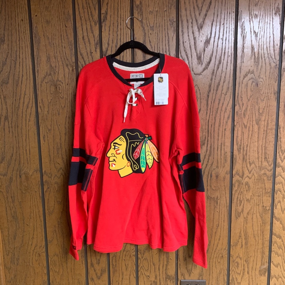 NWT Chicago Blackhawks CCM Sweater